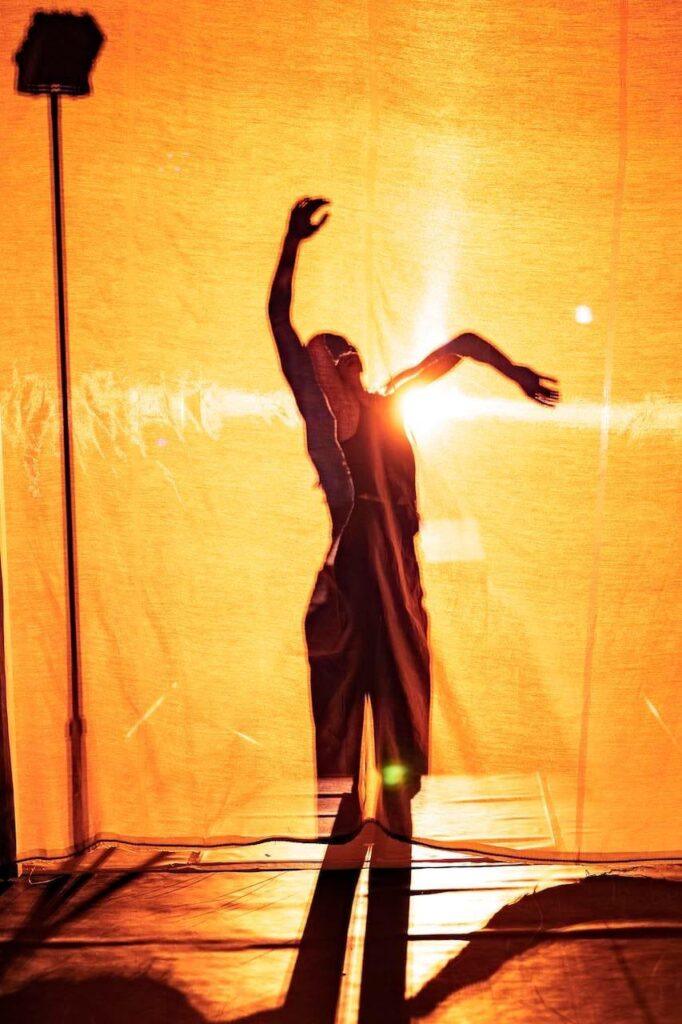 Kalin Morrow portraying the emotional anguish of Eurydice through dance | Photos: Marco Borggreve
