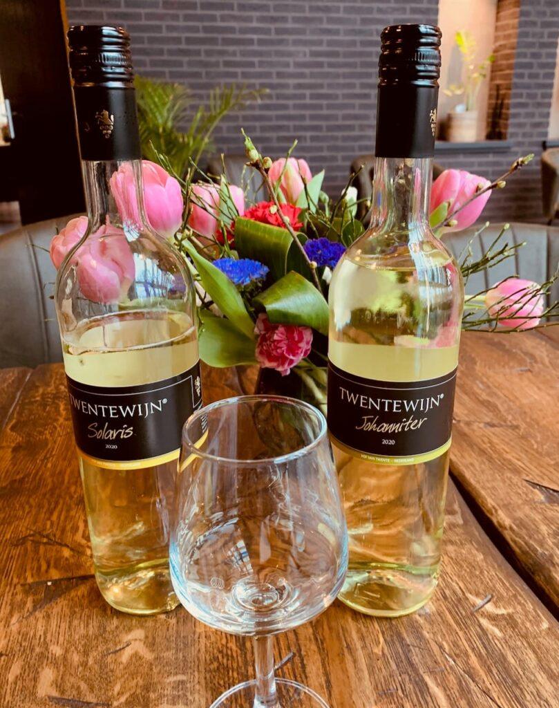 White wine: Solaris and Johanniter