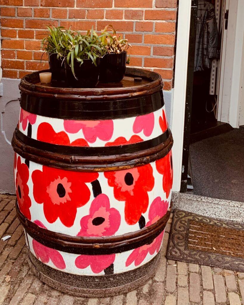 Wine and art attract the crowds in Ootmarsum
