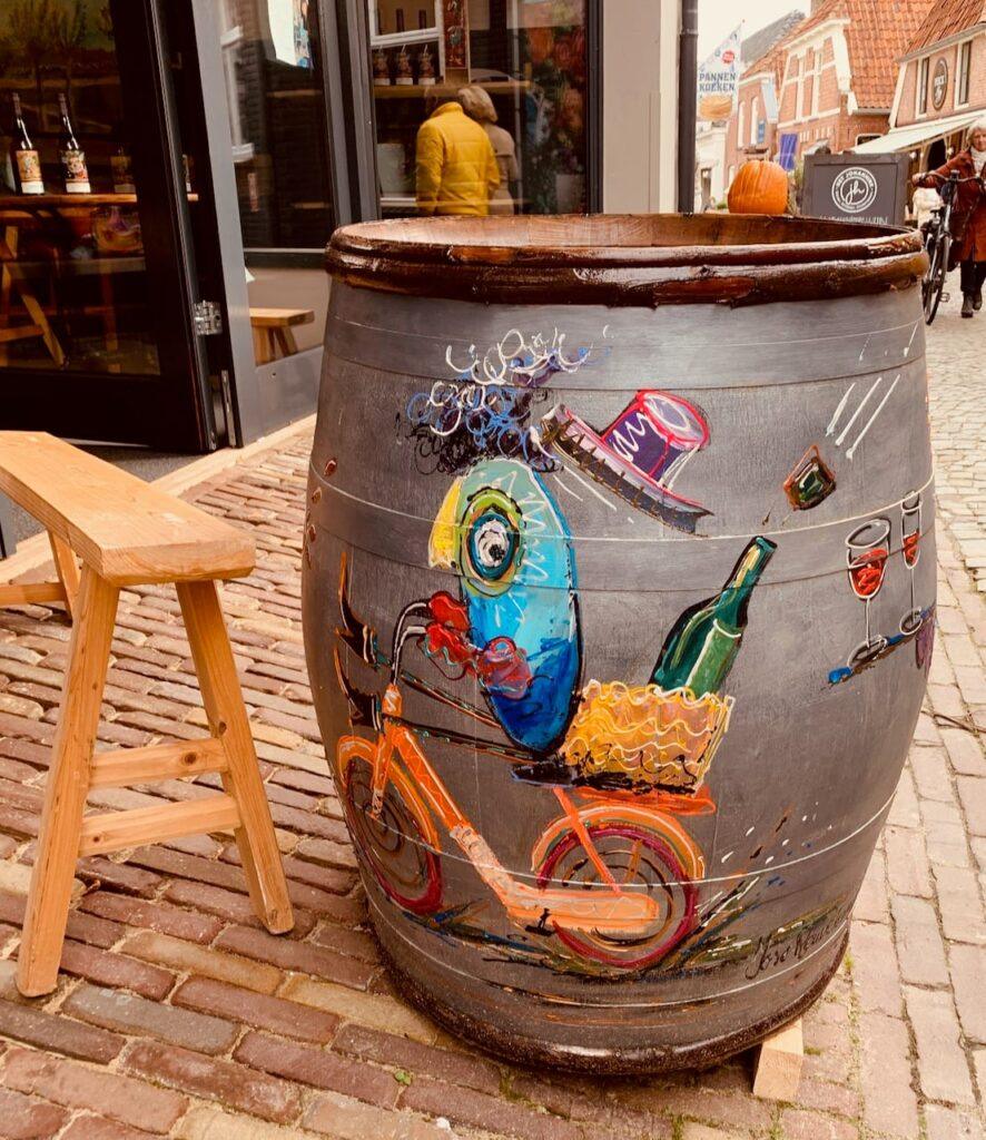 One of my favourites outside the rather enticing l'Acadèmia Olie & Azijn delicatessen stocking food, wine, oil, fabulous meat, kitchenware and much more...