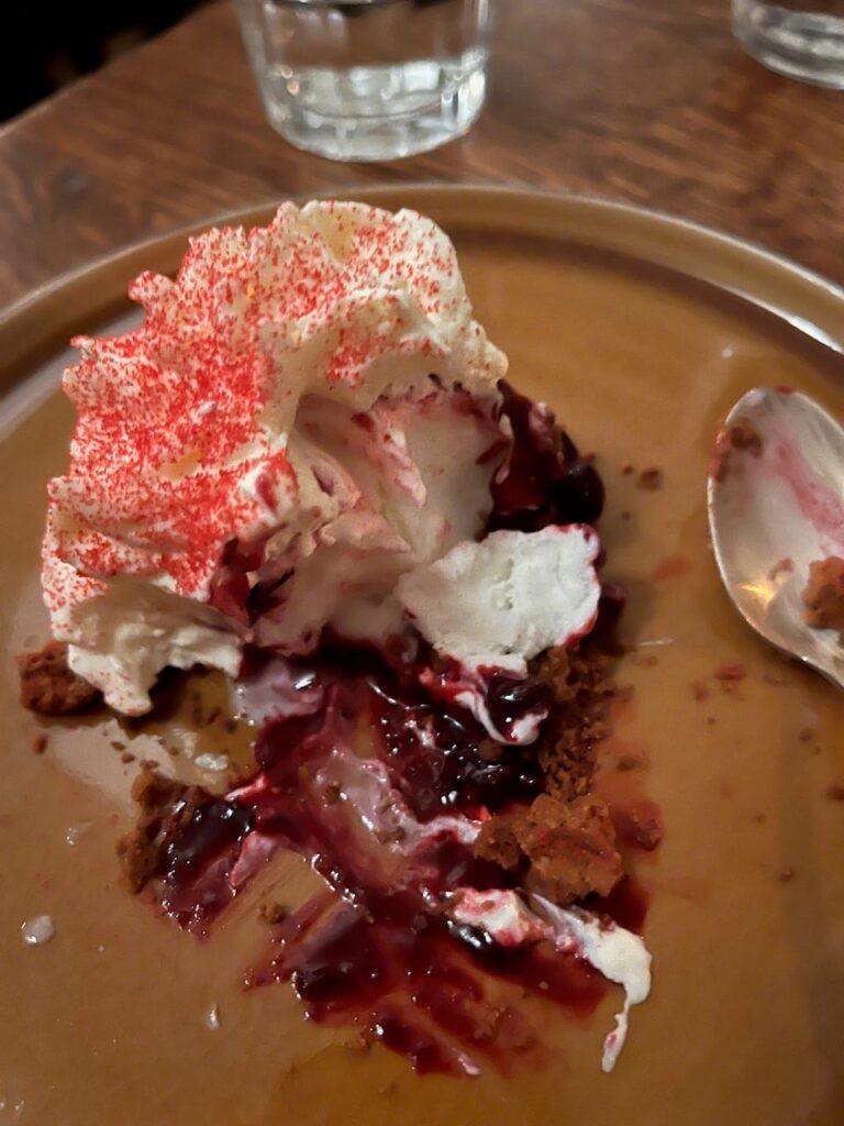Blackcurrant cheesecake