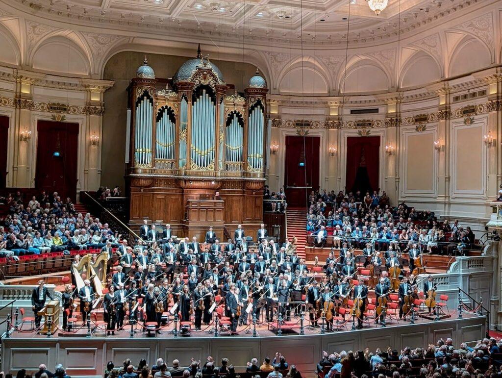 Taking a bow | Karina Canellakis and the Royal Concertgebouw Orchestra