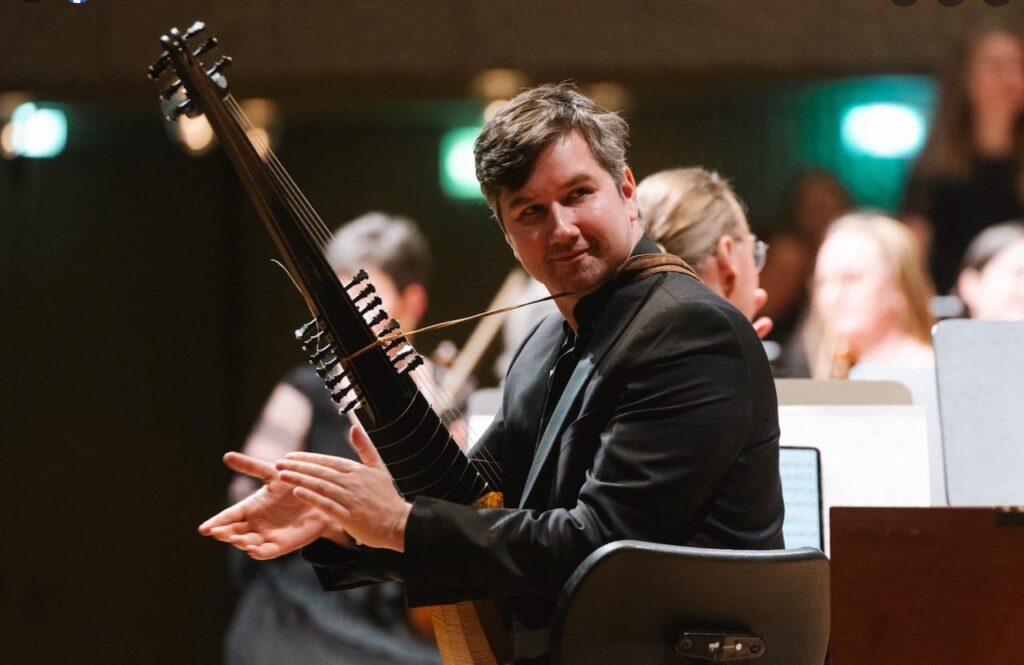 Lute player, Thomas Dunford
