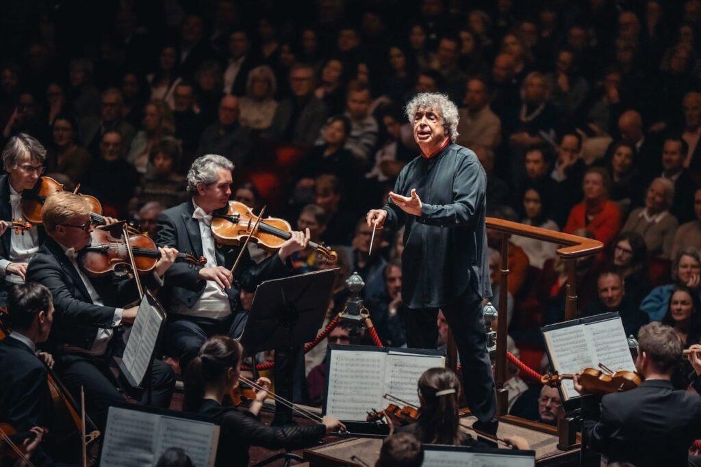 Conducting from memory