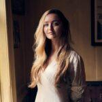 Lucy Steeds