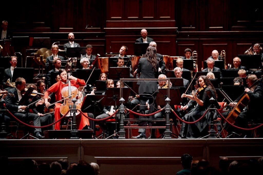 Han-Na Chang conducts RCO