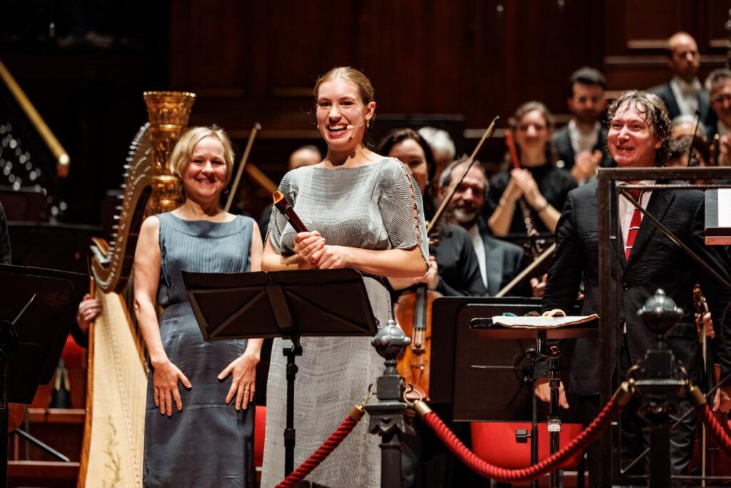 musicians taking a bow