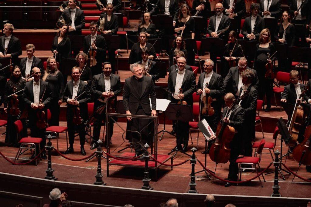 Thomas Adès taking a bow