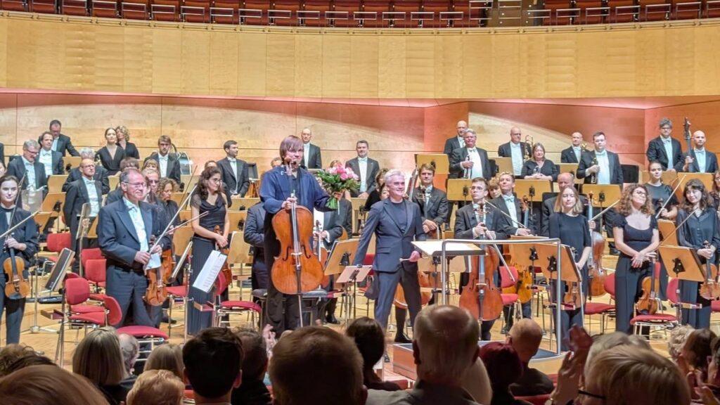 Ivan Karizna playing Ernest Bloch with the London Philharmonic 