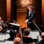 Klaus Mäkelä conducting the Concertgebouw Orchestra