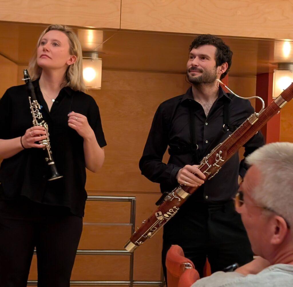 Bassoonist Jonathan Davies and Eb Clarinet Emma Burgess amidst the audience © Clare Varney